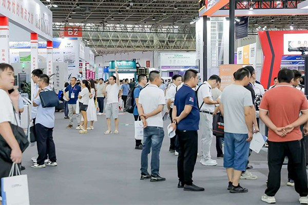 武漢機(jī)電博覽會(huì)現(xiàn)場 /cxyq/20240904091349-FhAzsai5cr83mxUx_4uJ3vLBAhNl.jpg